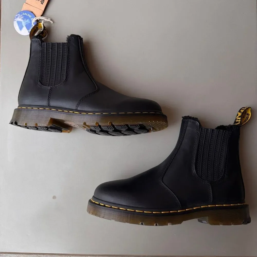Dr. Martens 2976 Wintergrip Chelsea Boots Womens 8 Fur Lined Black Leather Pull